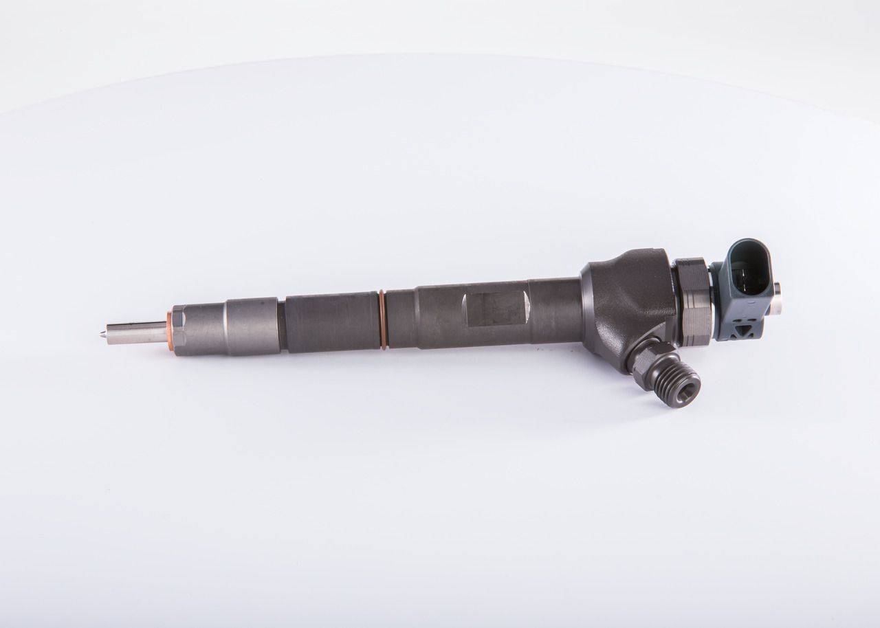 03L 130 277Q DIESEL INJECTOR BOSCH 0 445 110 646