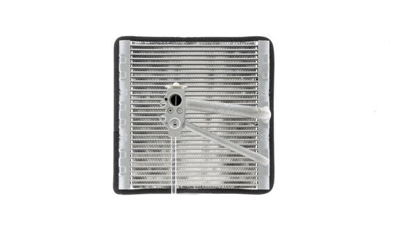 6C0 820 103 EVAPORATOR POLO / A1