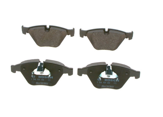7167.2 BRAKE PADS FRONT E60/90 4 CLIPS BOSCH 0986494036