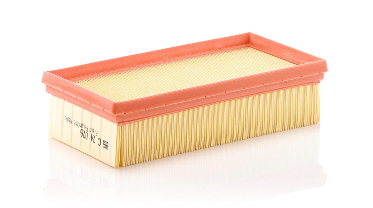 MANN-FILTER C 24 026 Air Filter
