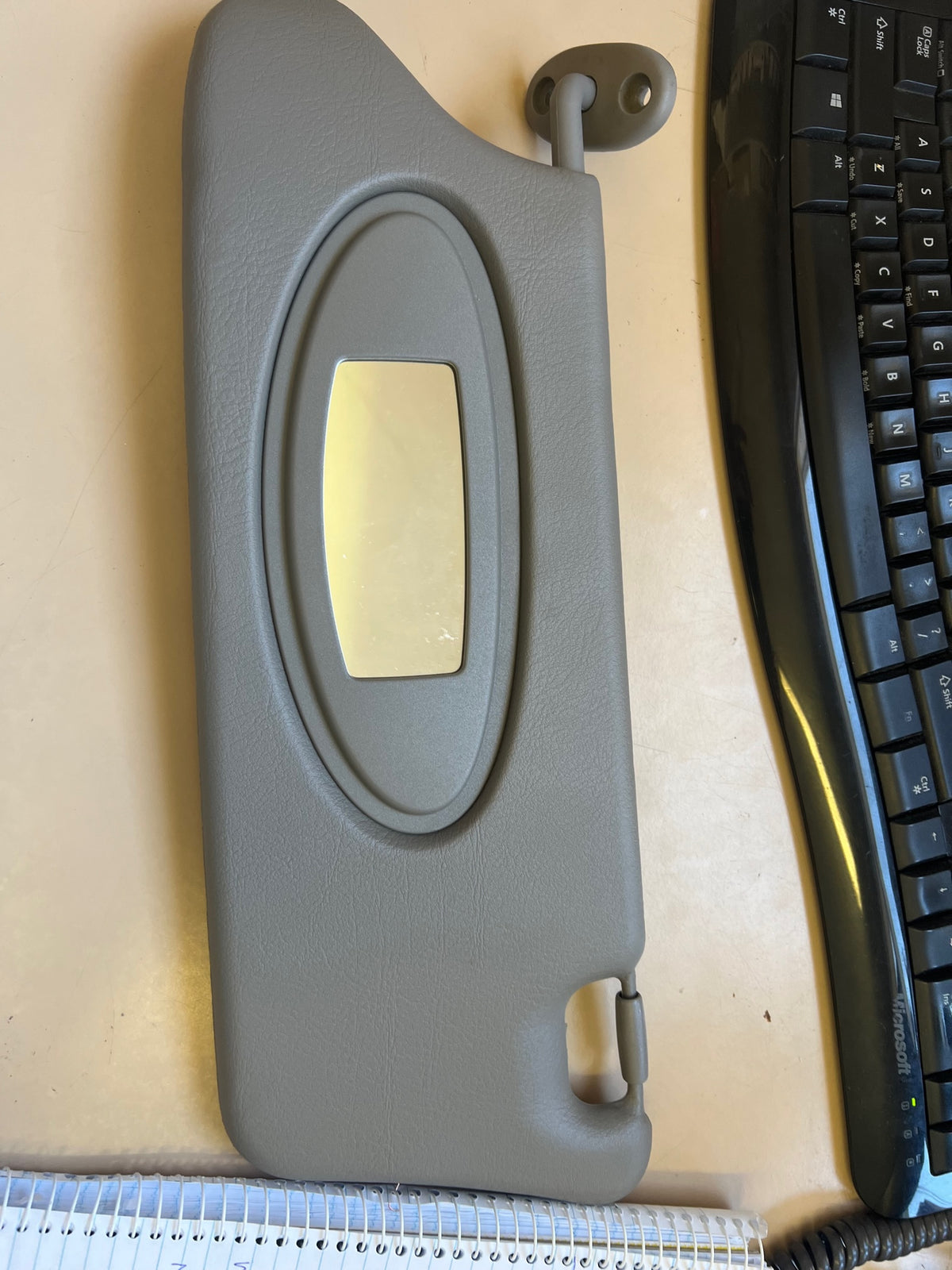 EDQ000331 SUN VISOR ROVER 75