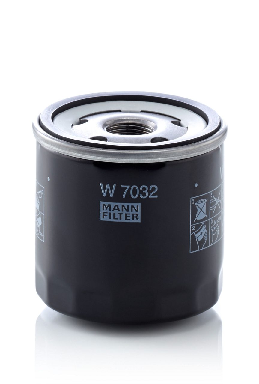 MANN-FILTER W 7032 Oil Filter