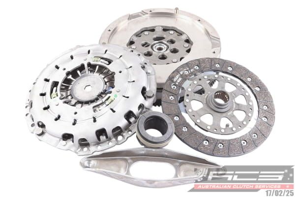 KBM24553 CLUTCH KIT F30 VALEO 832291