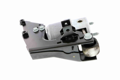 7D0 399 107AL GEARBOX MOUNT